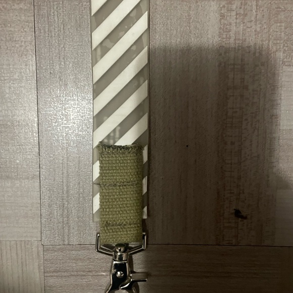 Off white key chain - Picture 3 of 4